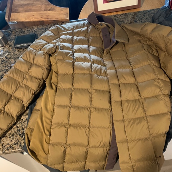 Arc’teryx insulated jacket - Picture 2 of 2